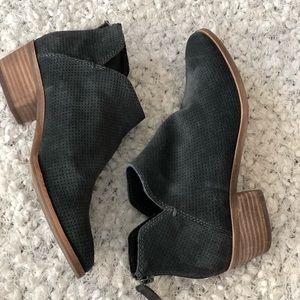 Dolce Vita ankle booties